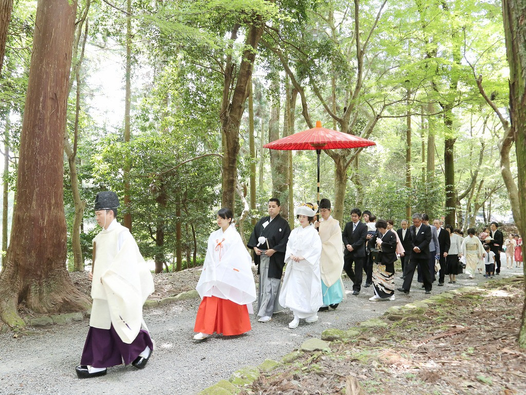 大津市にある日吉大社の結婚式