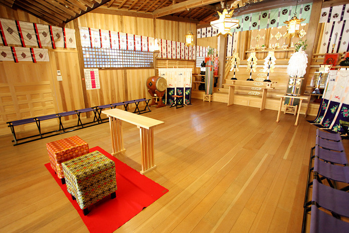 湯泉神社の挙式前の本殿